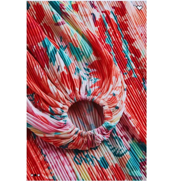 H&M Pleated Wrapover Dress SIZE MEDIUM NEW WITH TAGS: FOR ALL OCCASION - Picture 9 of 12